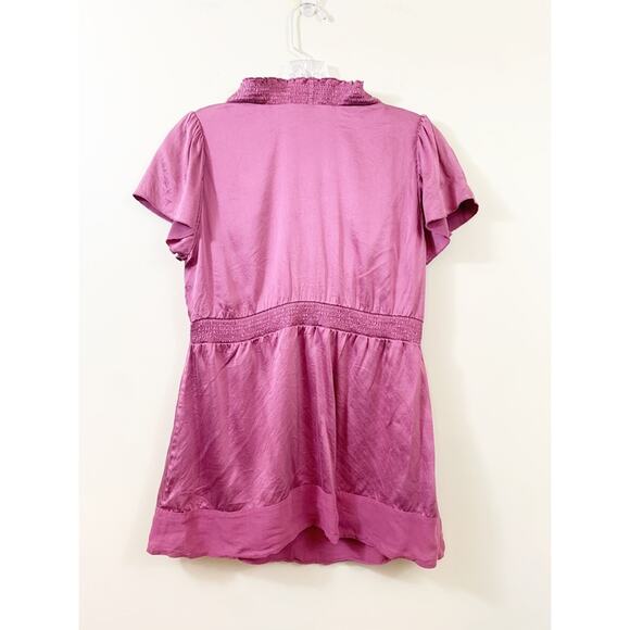 BCBGMaxazria Silk V-Neck Flutter Sleeve Short Sleeve Purple Plum Blouse - Picture 5 of 5
